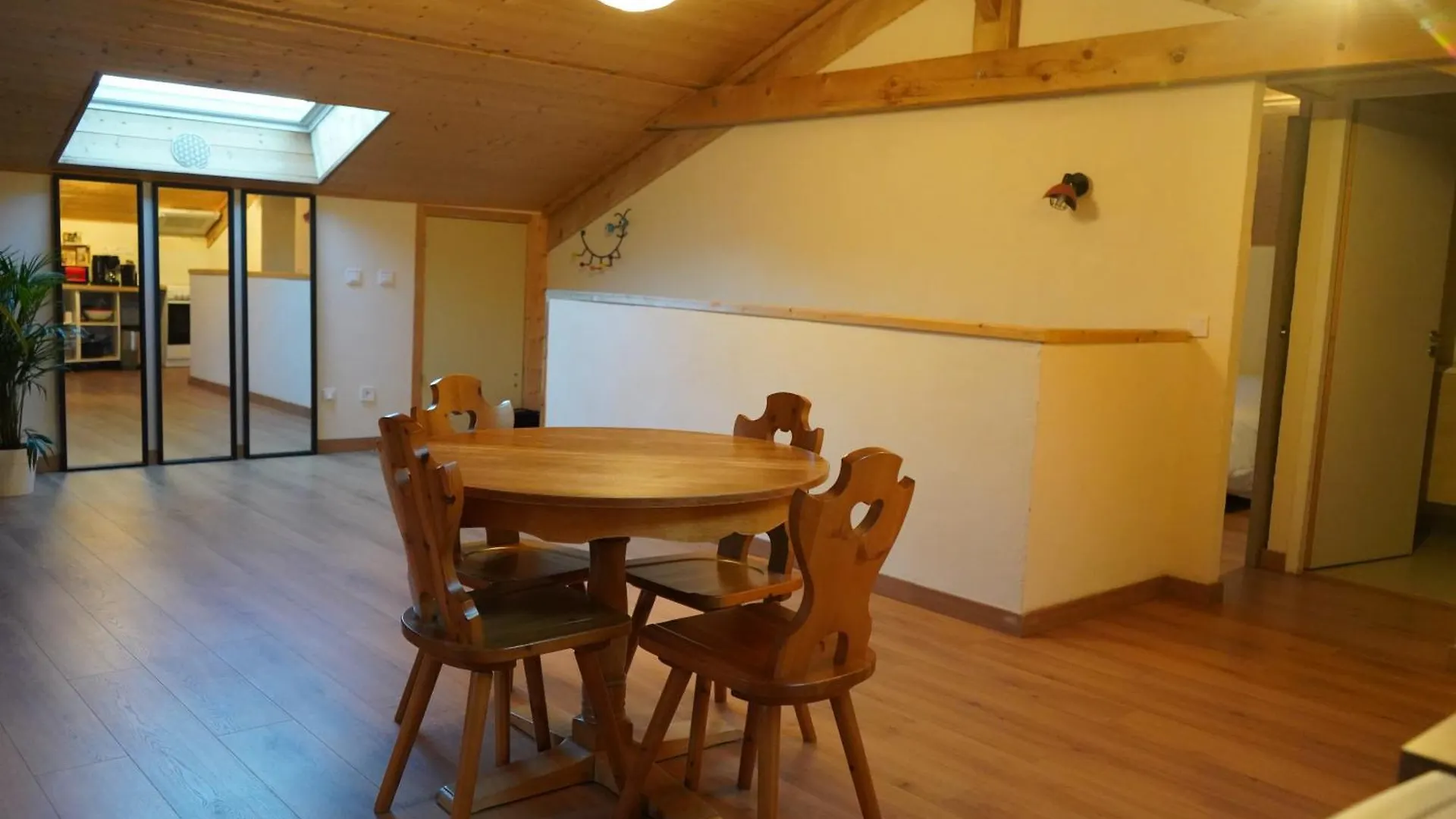 Eco-Gite Belle-Etoile Verrens-Arvey Apartment